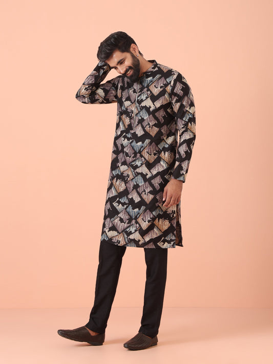 Black Kurta with Multicolour Abstract Print and Zip Closure