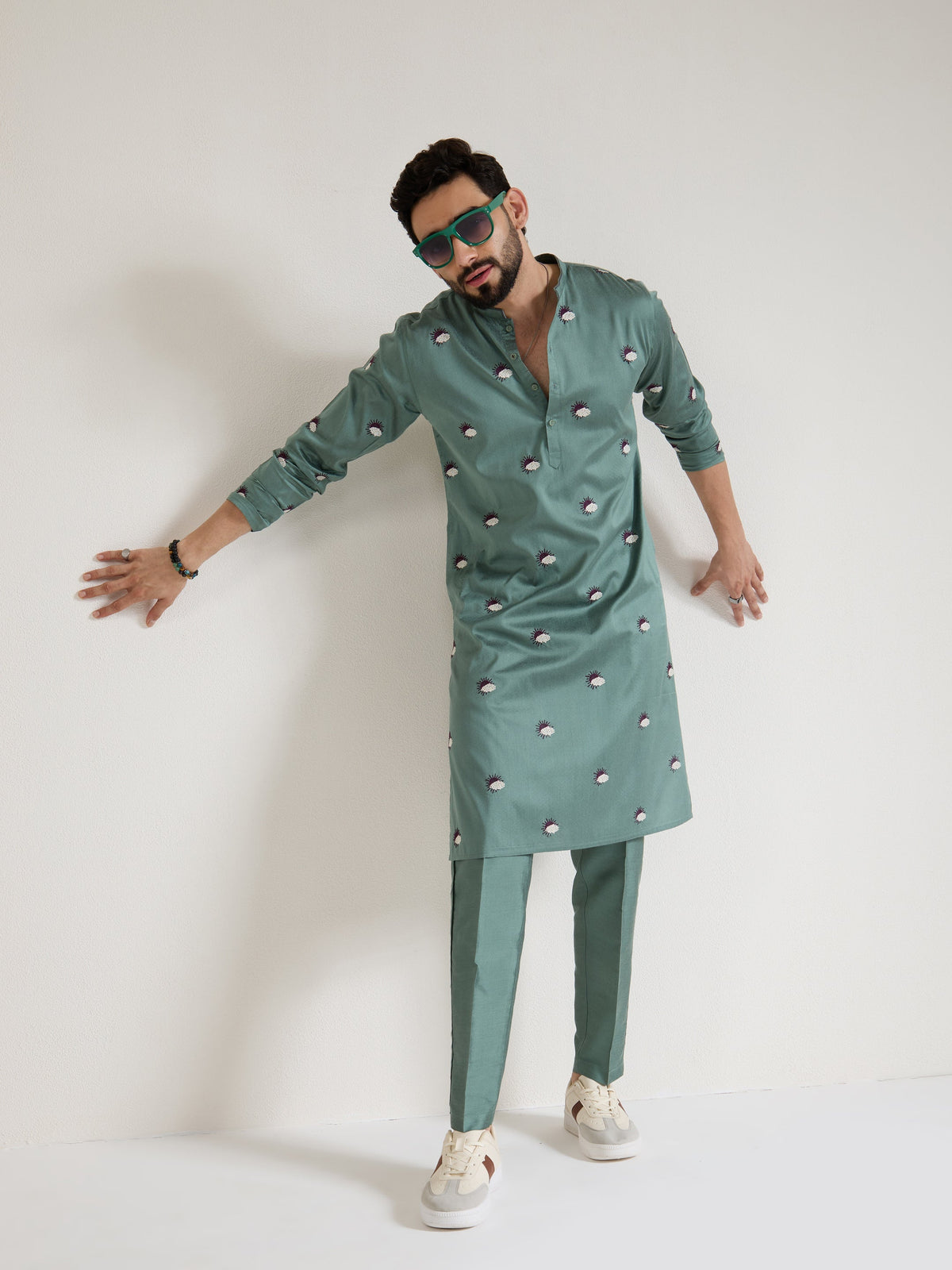 Mens Green Blended Light Embroidery Kurta