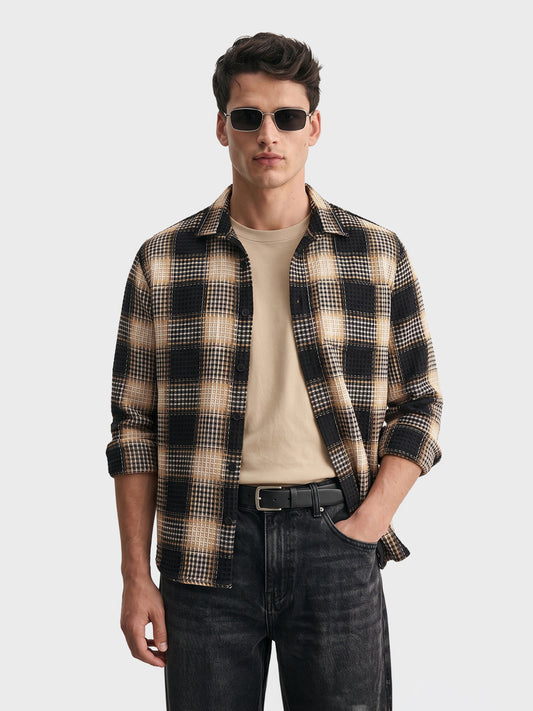 Men's Black Relaxed Fit Checkered Casual Shirt