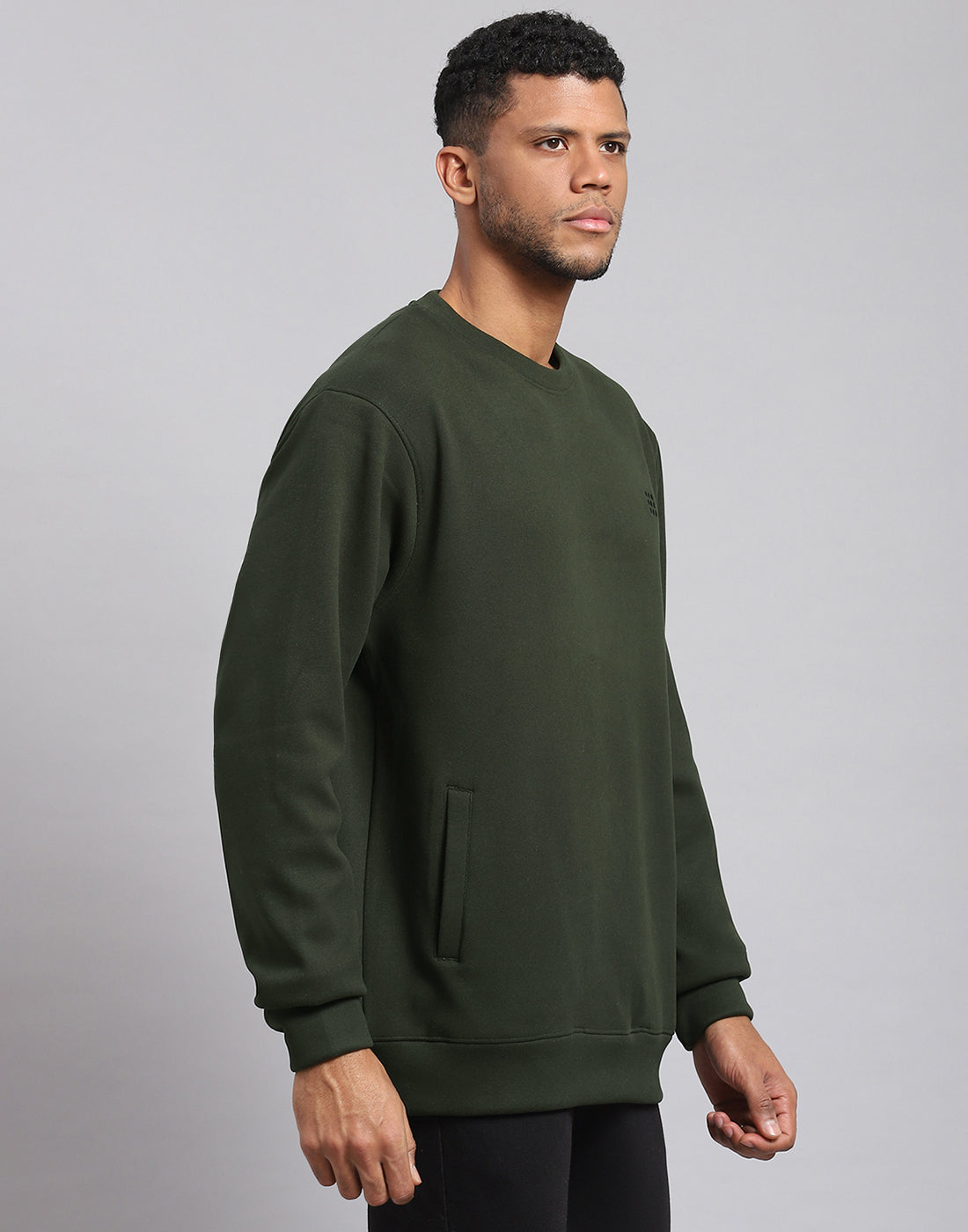Rock.it Men Olive Solid Round Neck Full Sleeve Sweatshirt
