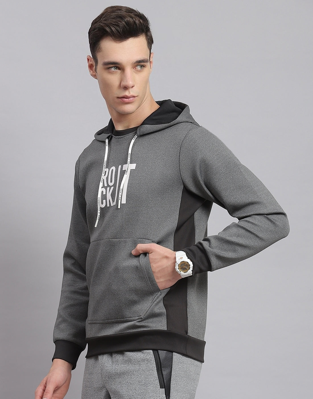 Rock.it Men Grey Solid Hooded Full Sleeve Sweatshirt