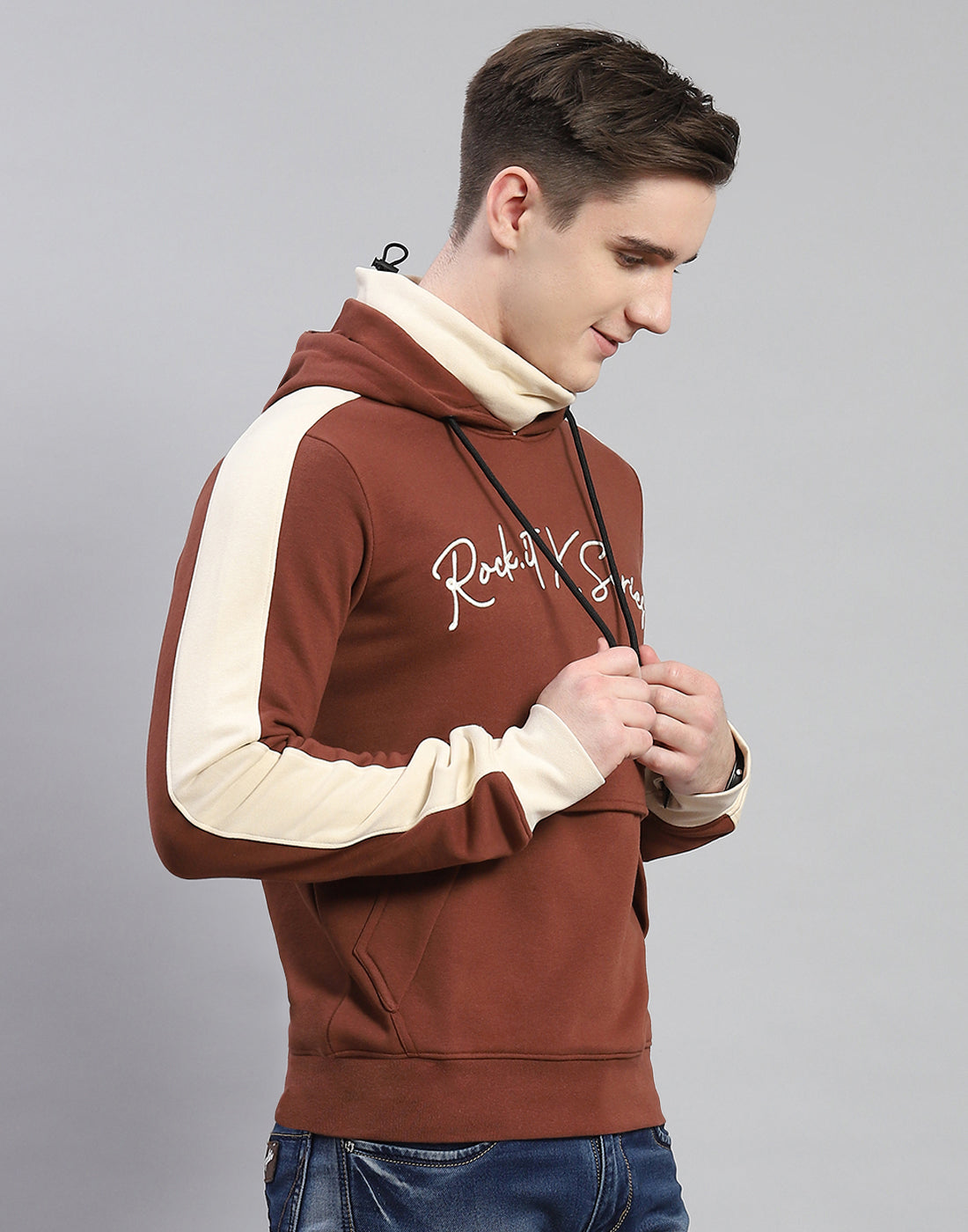 Rock.it Men Brown Solid Hooded Full Sleeve Sweatshirt