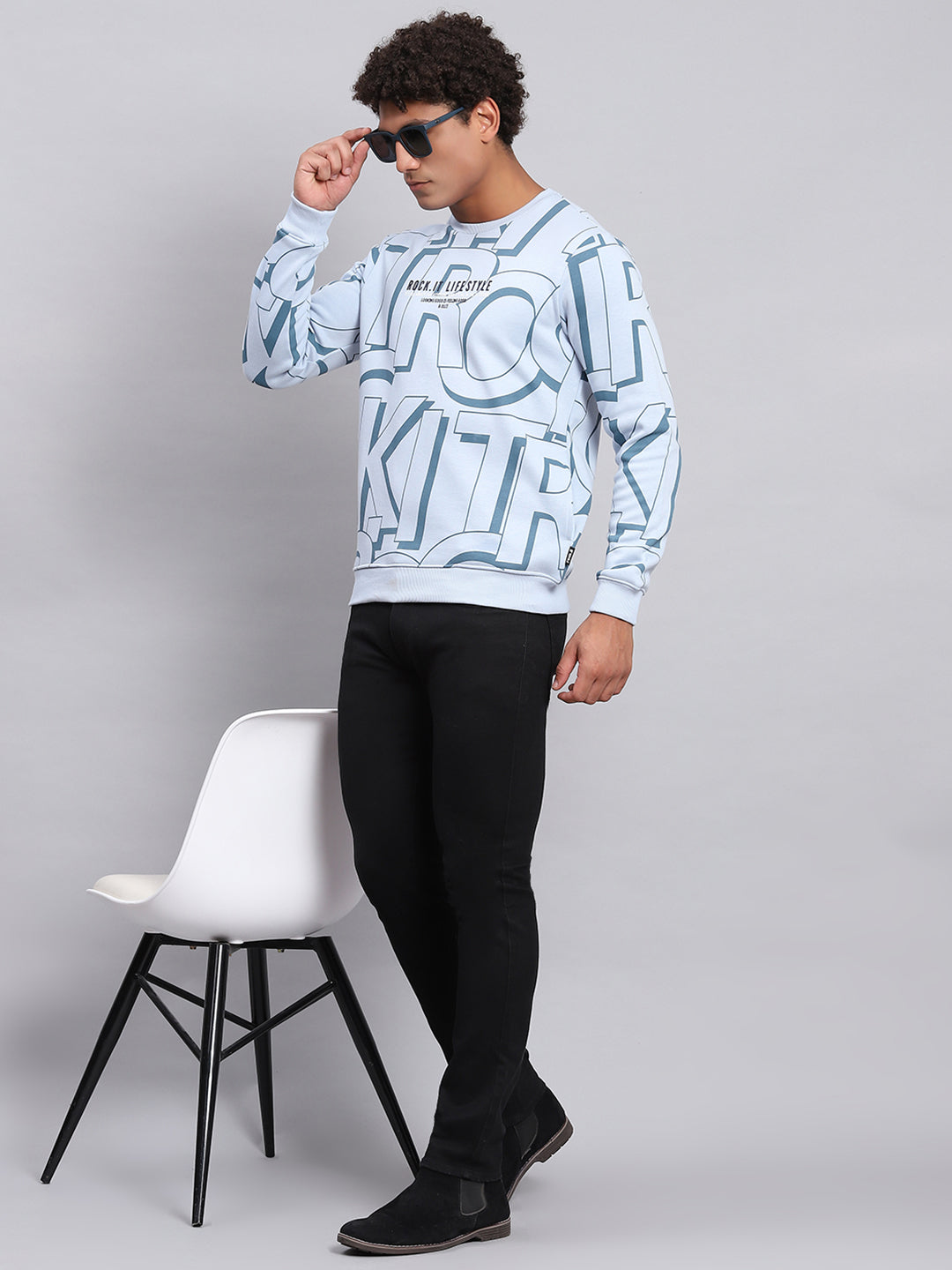 Rock.it Men Blue Printed Round Neck Full Sleeve Sweatshirt