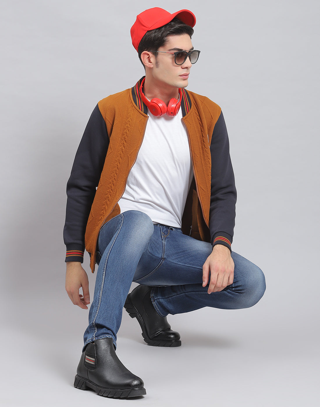 Men Brown Solid Mandarin Collar Full Sleeve Sweatshirt