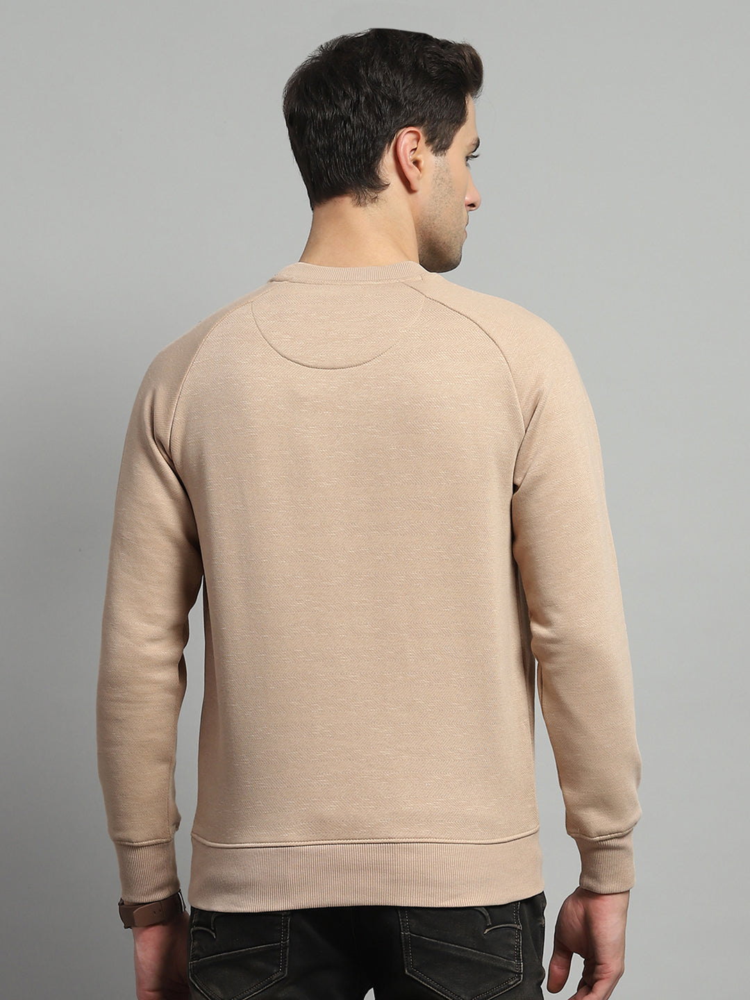 Men Camel Brown Solid Round Neck Full Sleeve Sweatshirt
