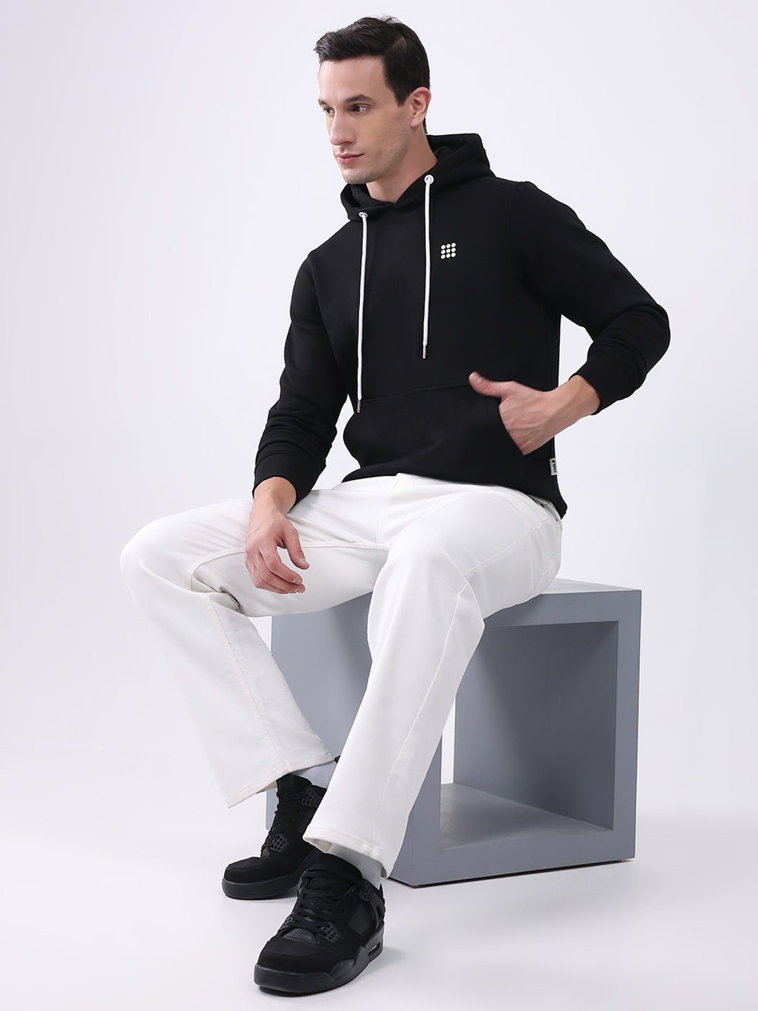 Rock.it Men Black Solid Hooded Full Sleeve Sweatshirt