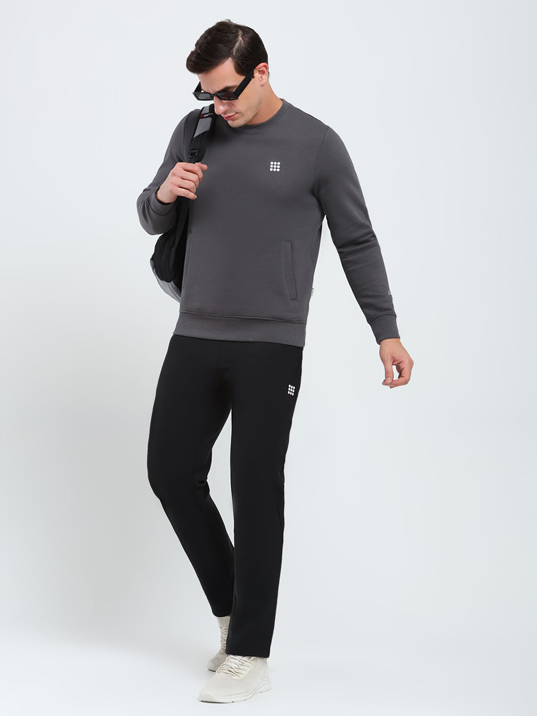 Rock.it Men Grey Solid Round Neck Full Sleeve Sweatshirt