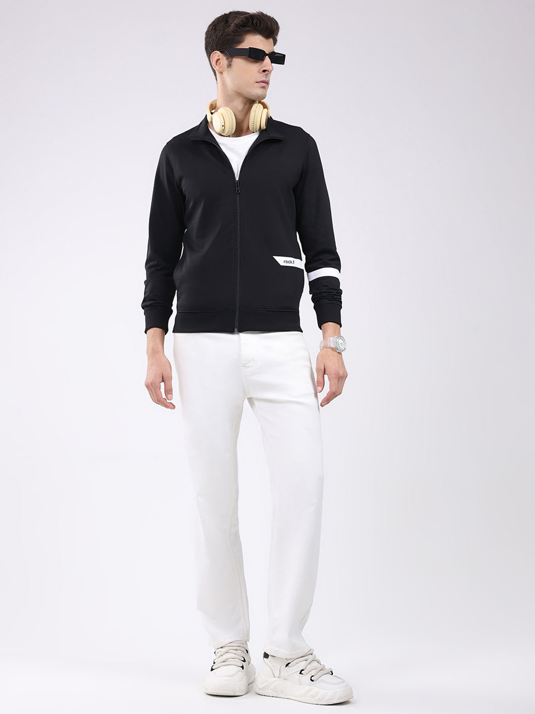 Rock.it Men Black Solid Mock Neck Full Sleeve Sweatshirt