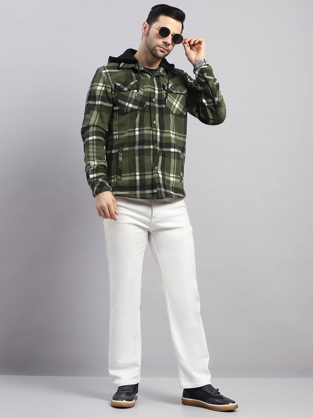 Men Green Self Design Hooded Extra-Warm Full Sleeve Shacket