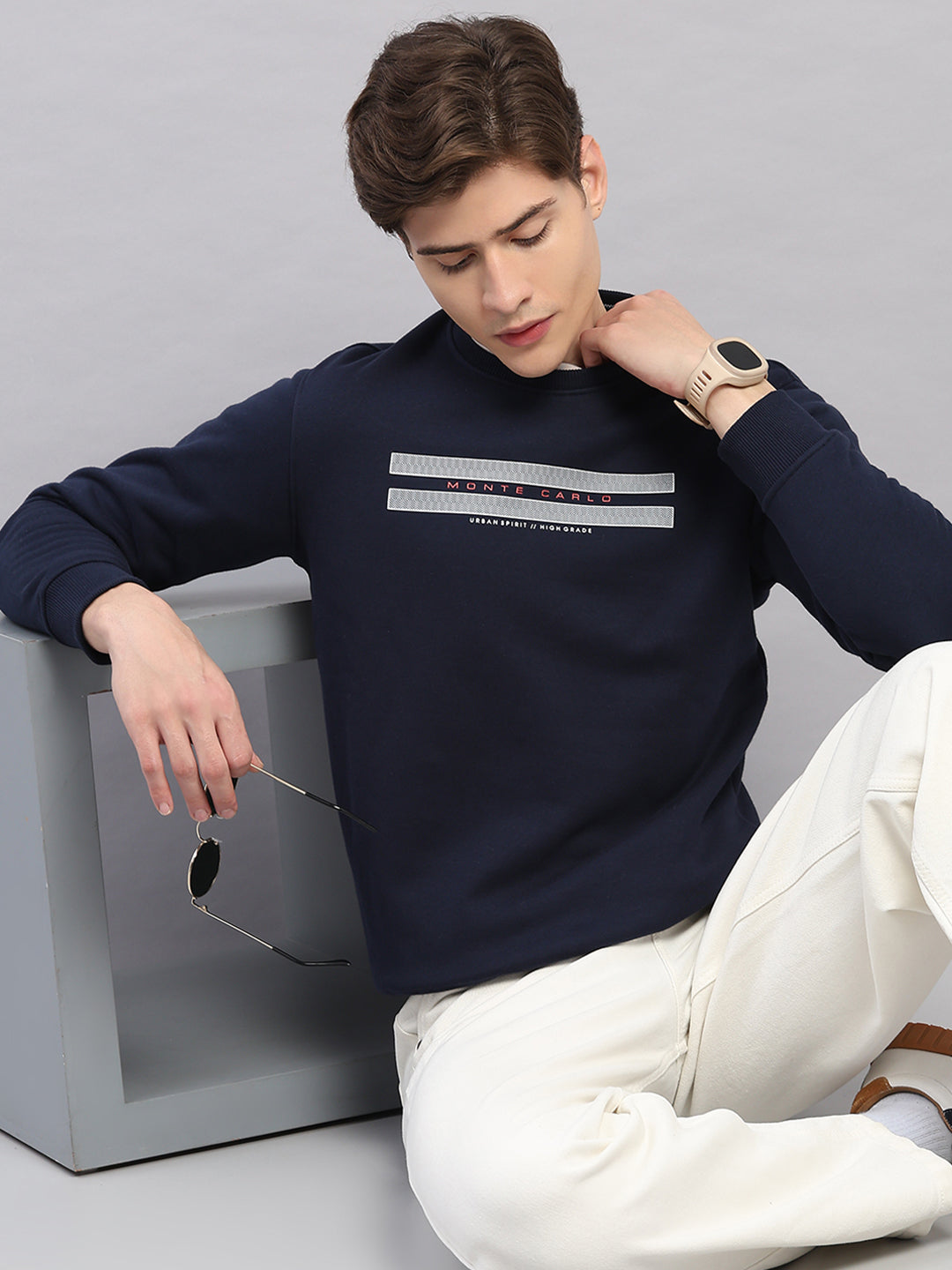 Men Navy Blue Printed Round Neck Full Sleeve Sweatshirt
