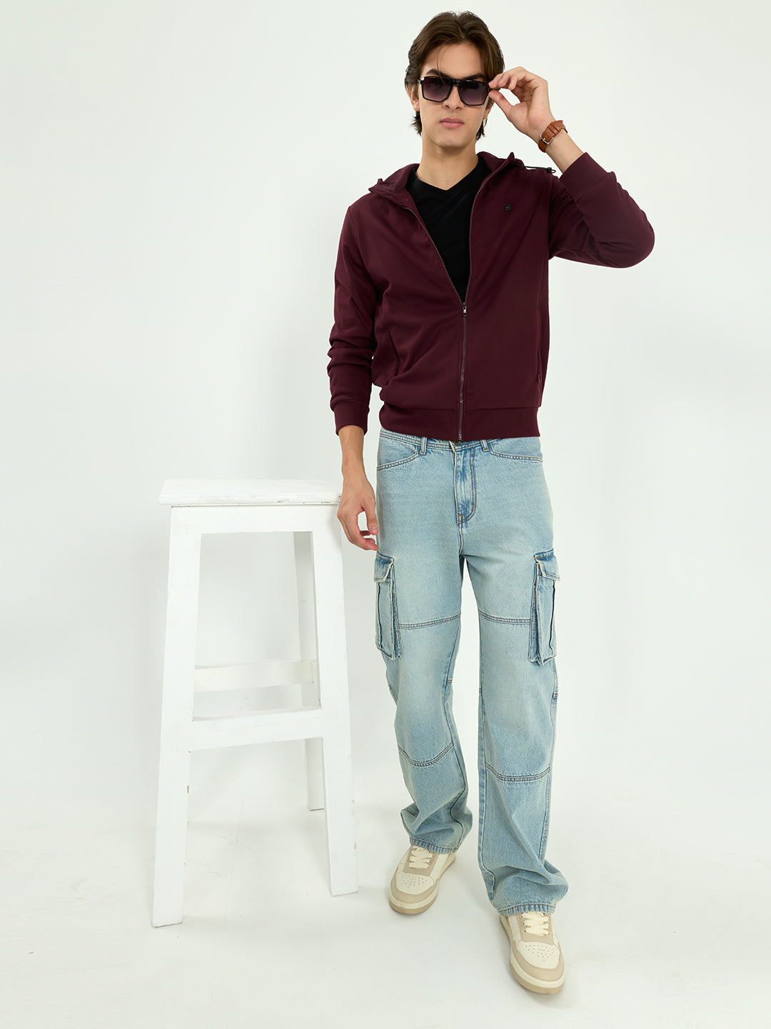 Men Maroon Solid Hooded Full Sleeve Sweatshirt