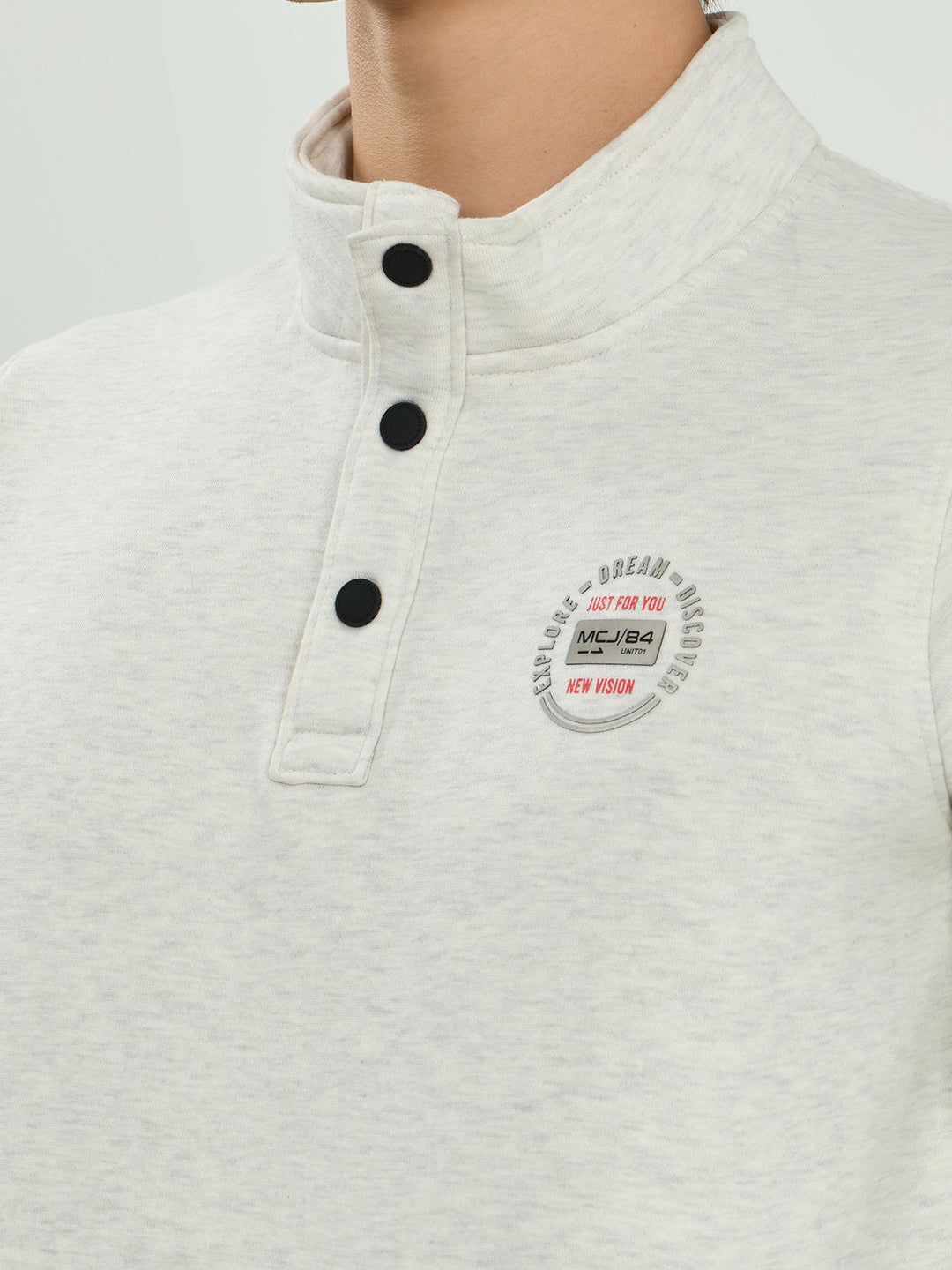 Men Off White Solid Collar Full Sleeve Sweatshirt