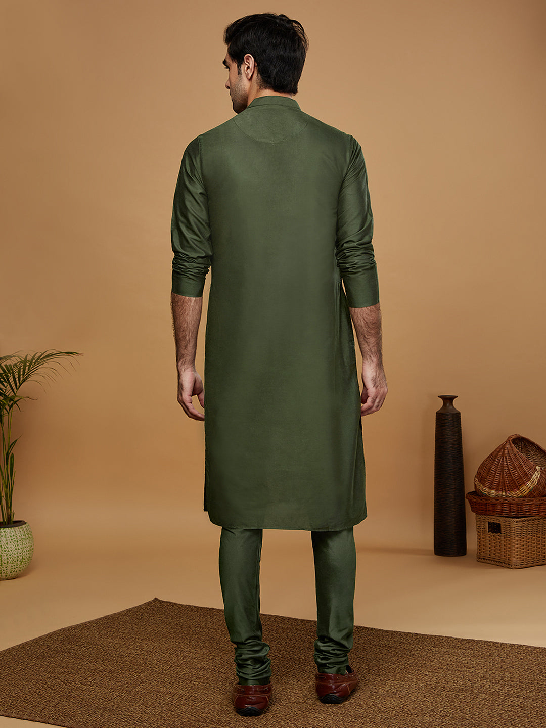 Green Silk Blend Solid Long Kurta