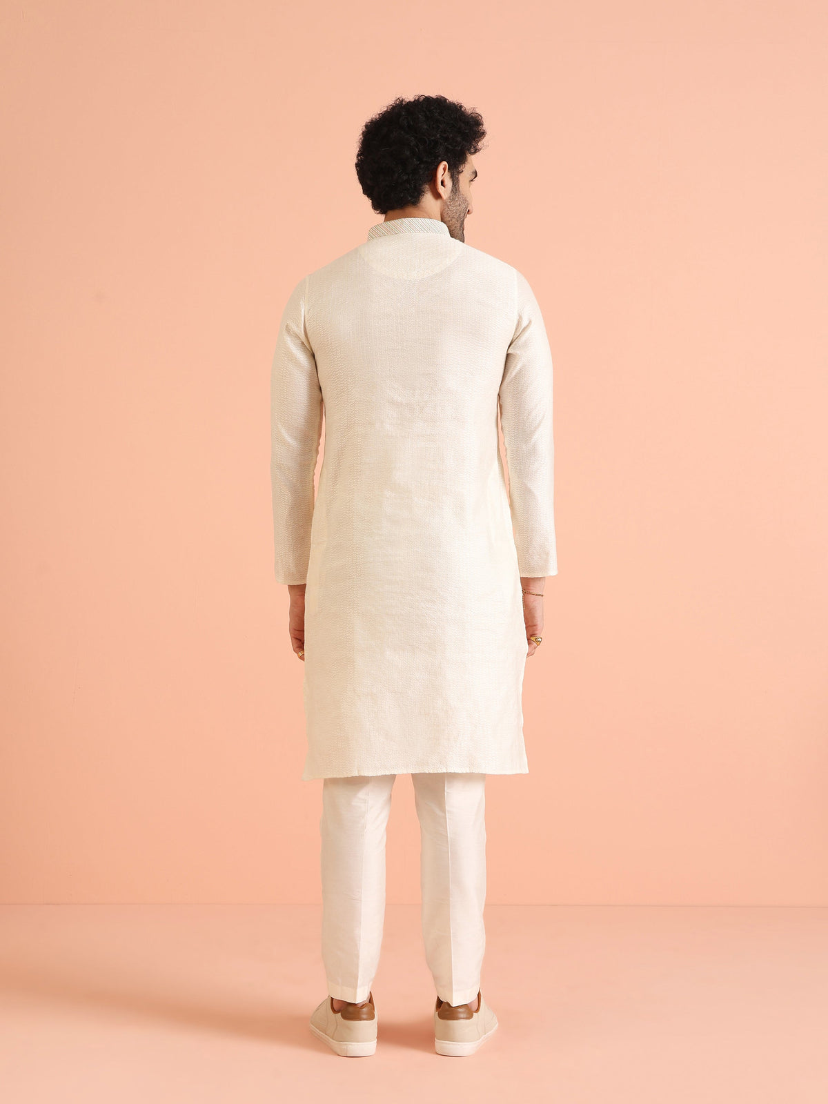 Cream Silk Blend Textured Kurta with Mandarin Collar