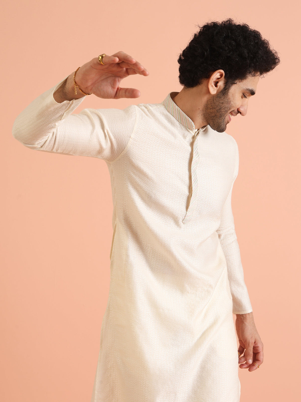 Cream Silk Blend Textured Kurta with Mandarin Collar