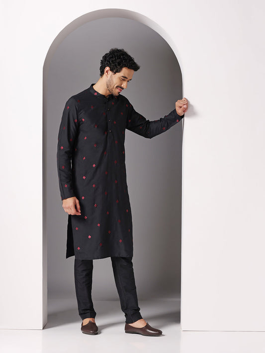 Black Cotton Embroidered Long Kurta