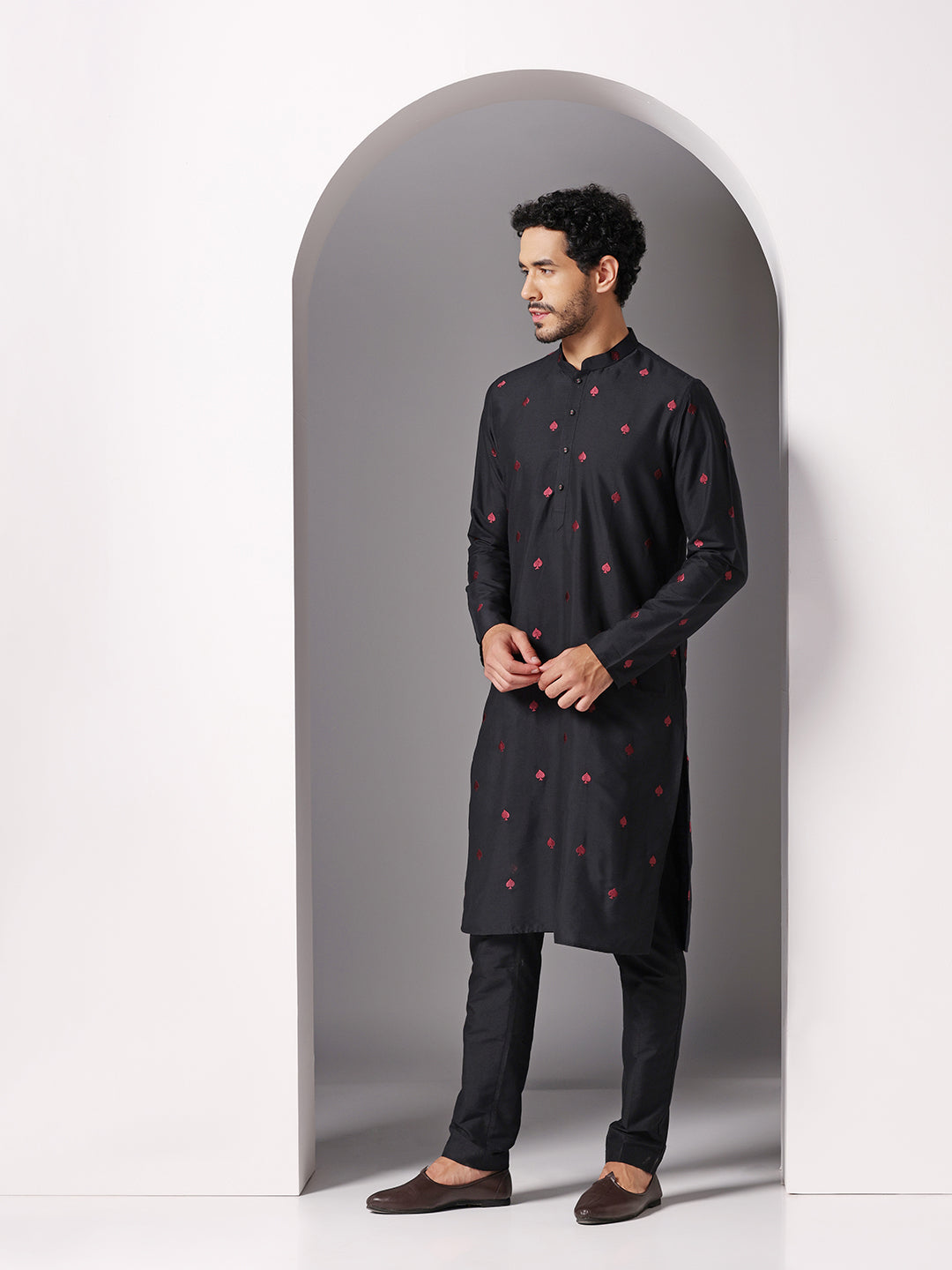 Black Cotton Embroidered Long Kurta