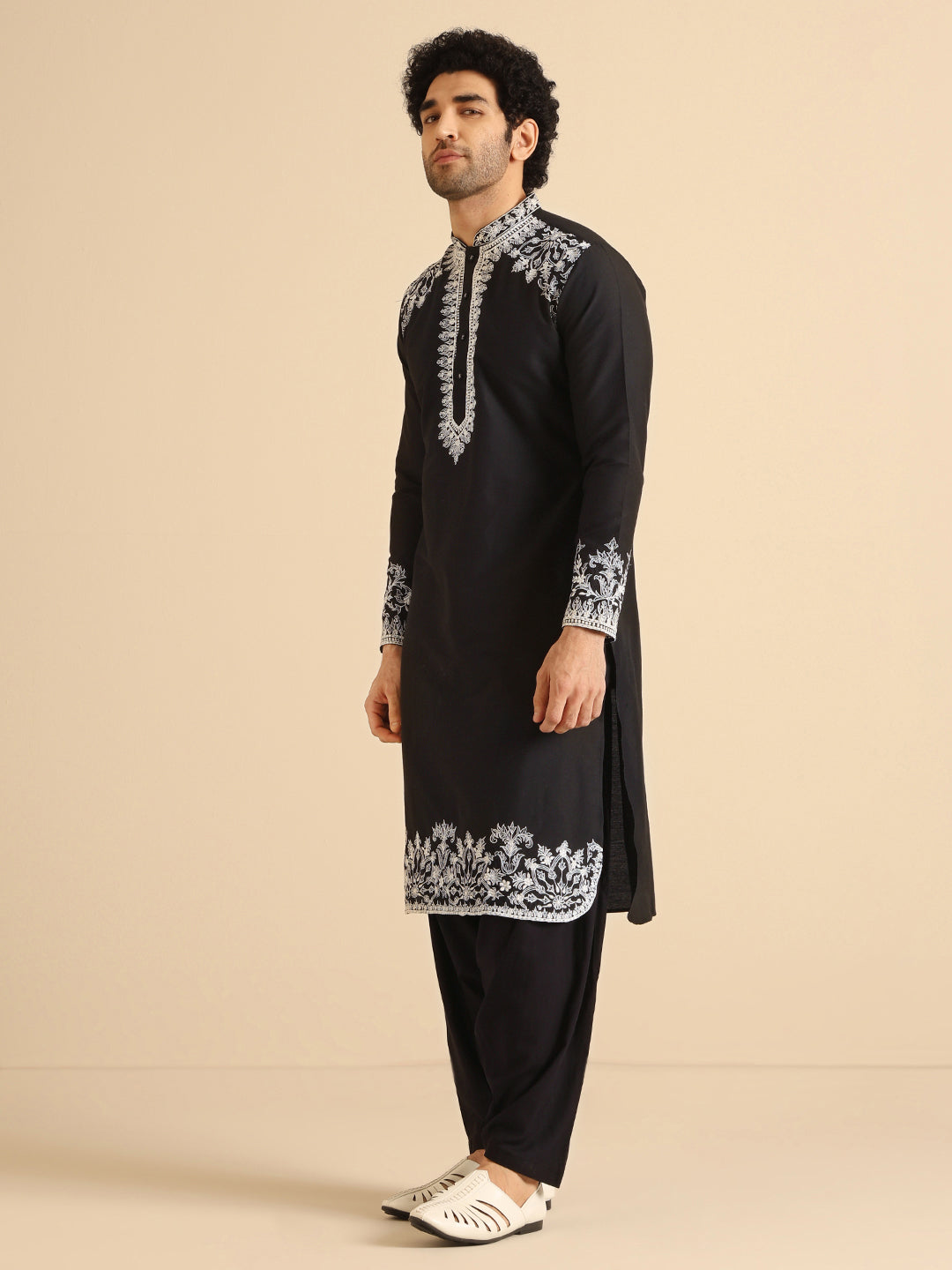 Black Cotton Embroidered Kurta