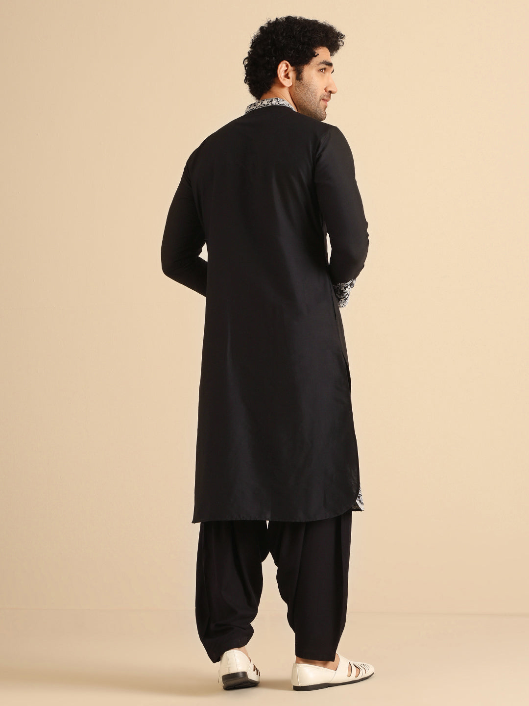 Black Cotton Embroidered Kurta