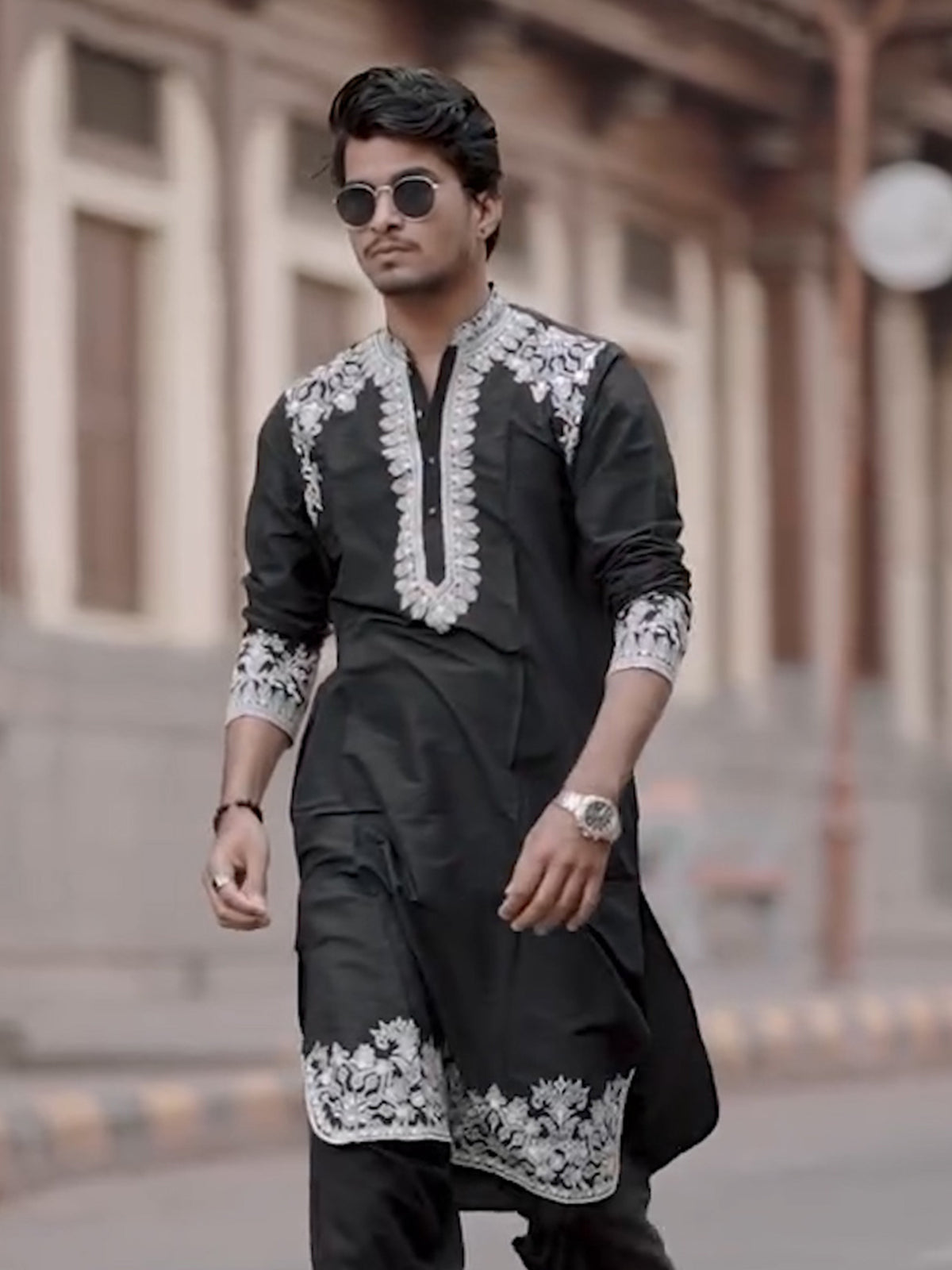 Black Cotton Embroidered Kurta