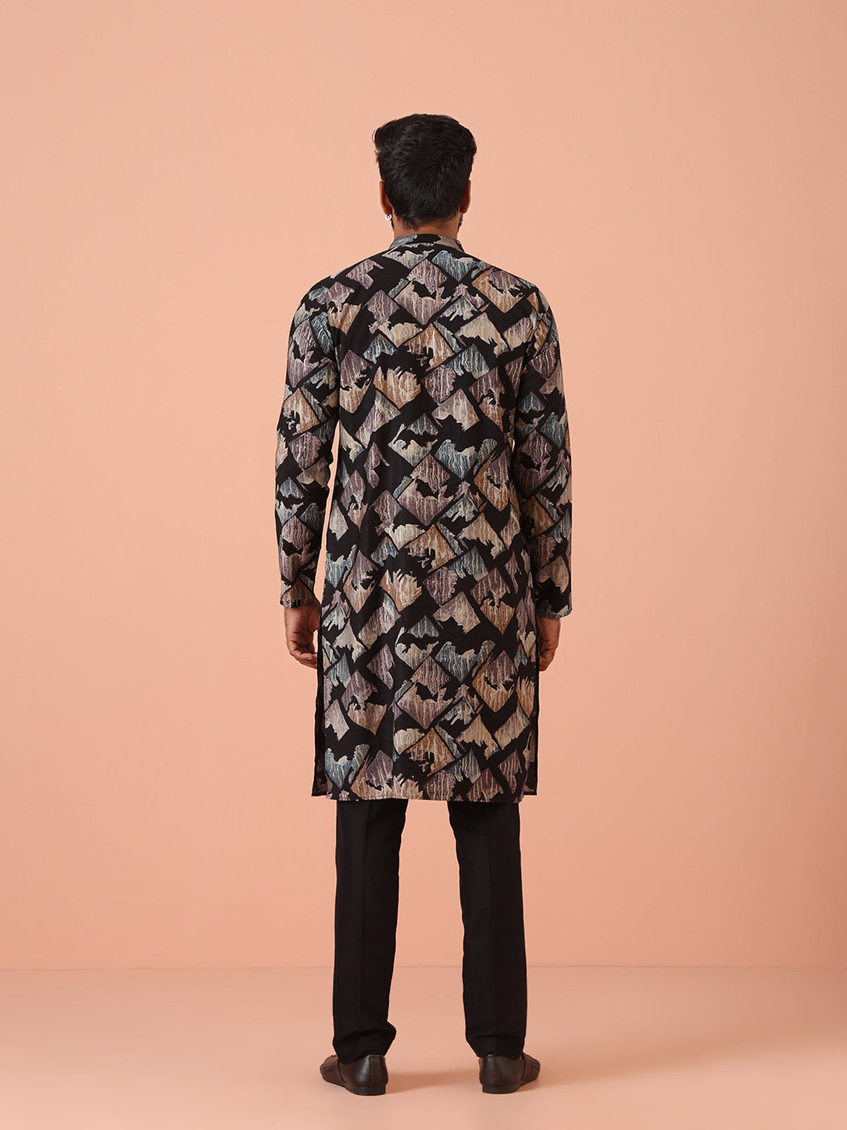 Black Kurta with Multicolour Abstract Print and Zip Closure
