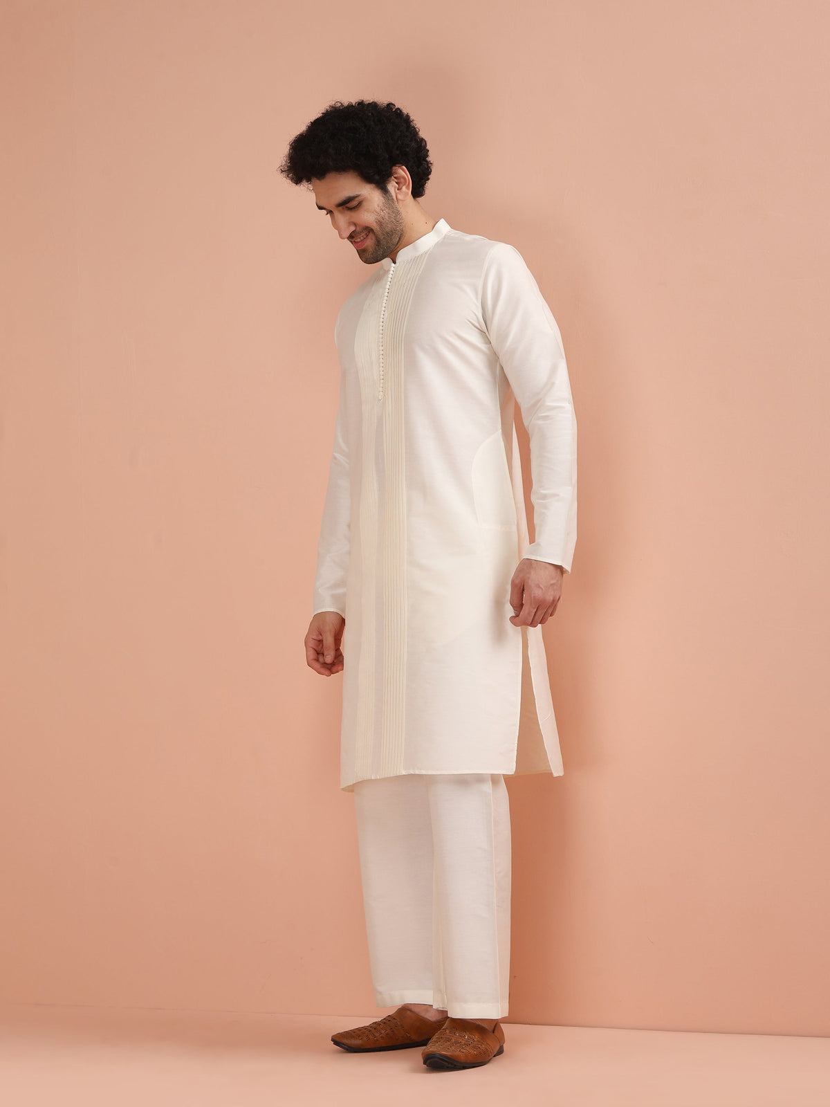 Cream Silk Blend Pintuck Solid Kurta