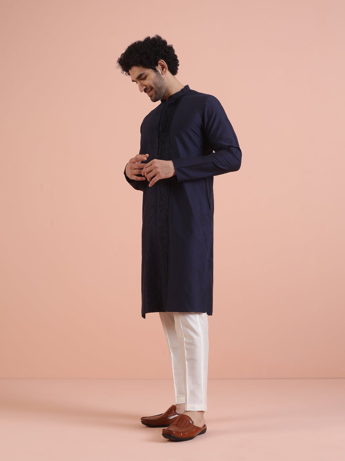Men Navy Blue Pleated Ethnic Motifs Kurta