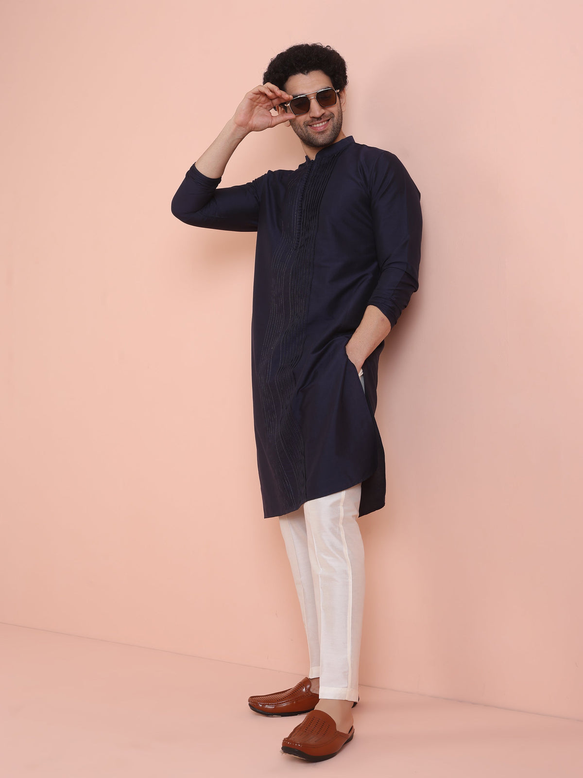 Men Navy Blue Pleated Ethnic Motifs Kurta