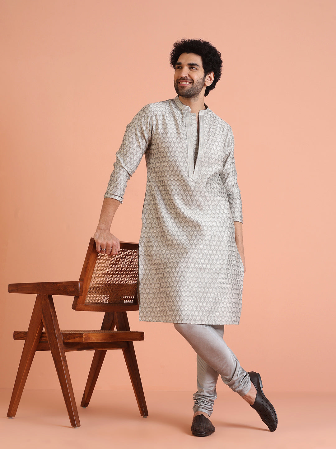 Men Grey Jacquard Ethnic Motifs Kurta