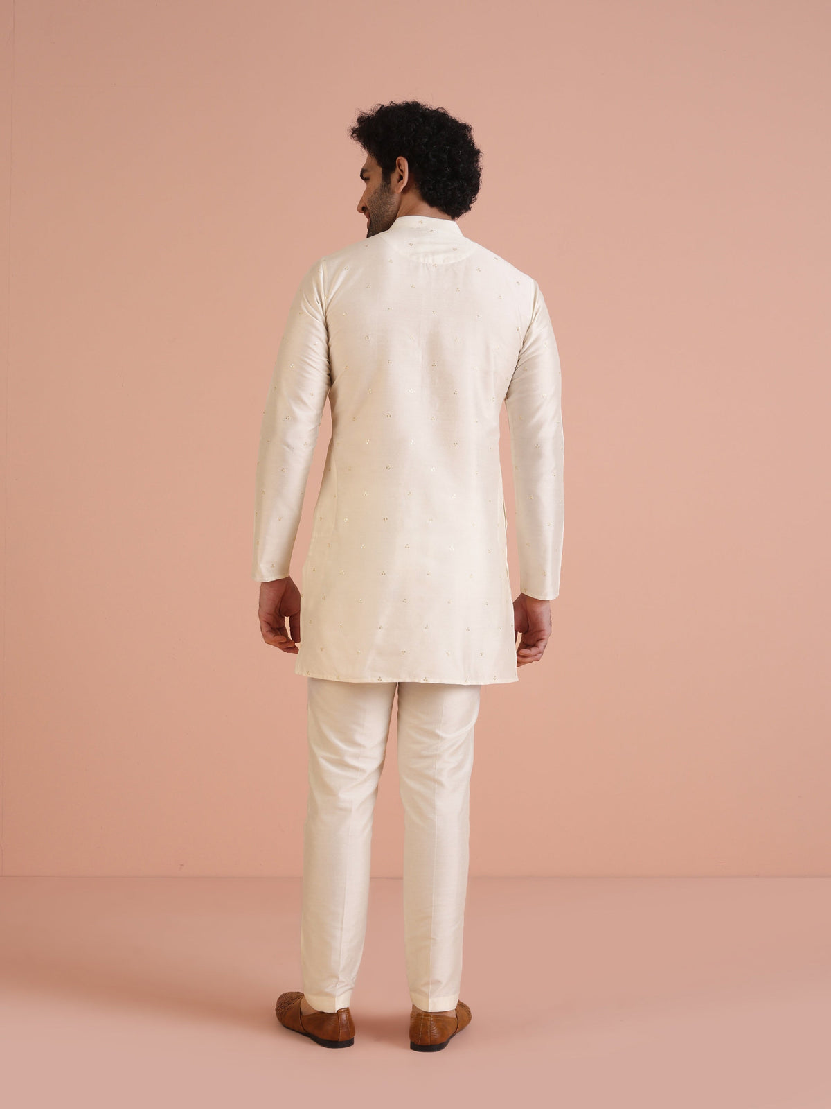 Men Off White Embroidered Kurta with Sequinned