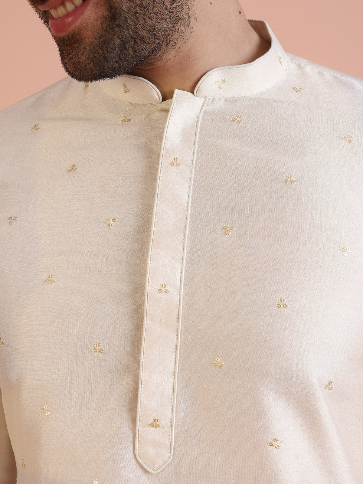 Men Off White Embroidered Kurta with Sequinned