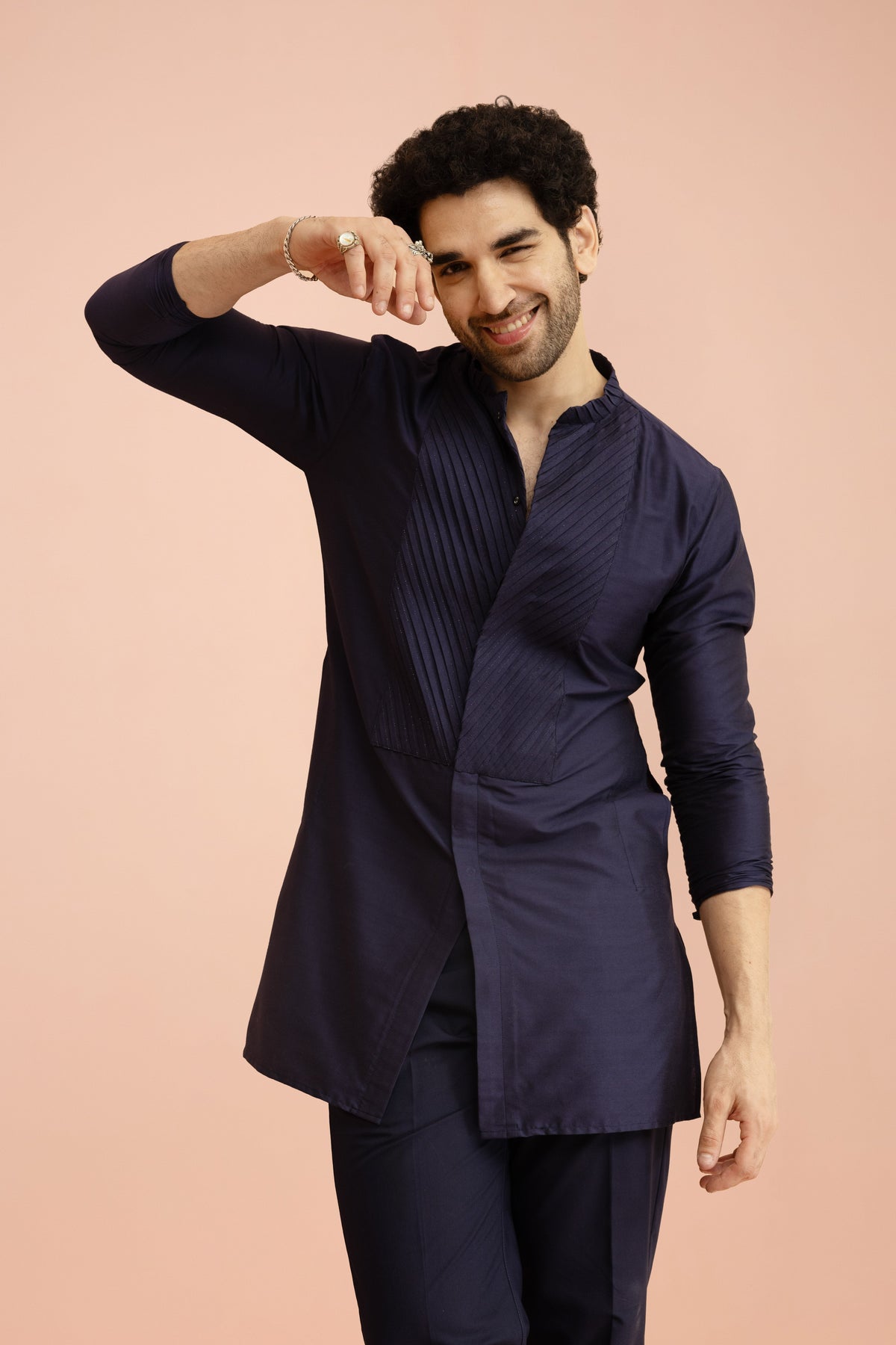 Men Navy Blue Yoke Design Pleating Front Open Kurta