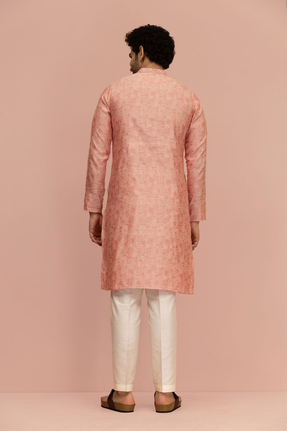 Peach Paisley Print Mirror Work Kurta