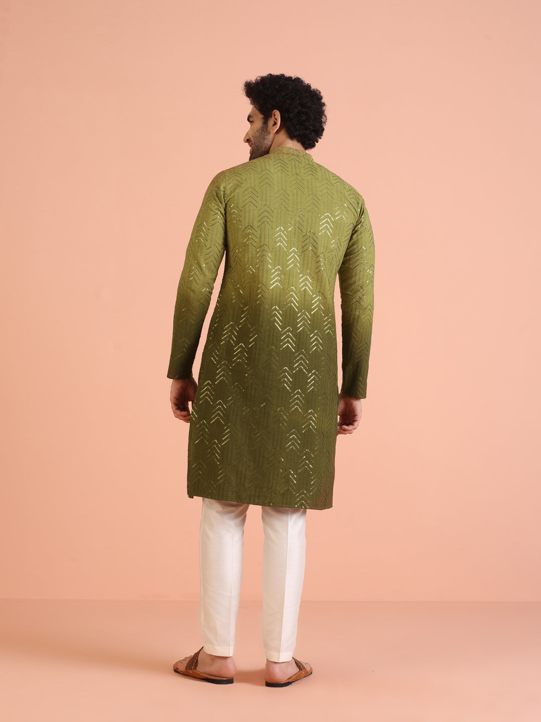 Men Ombre Embellished Sequinned Kurta