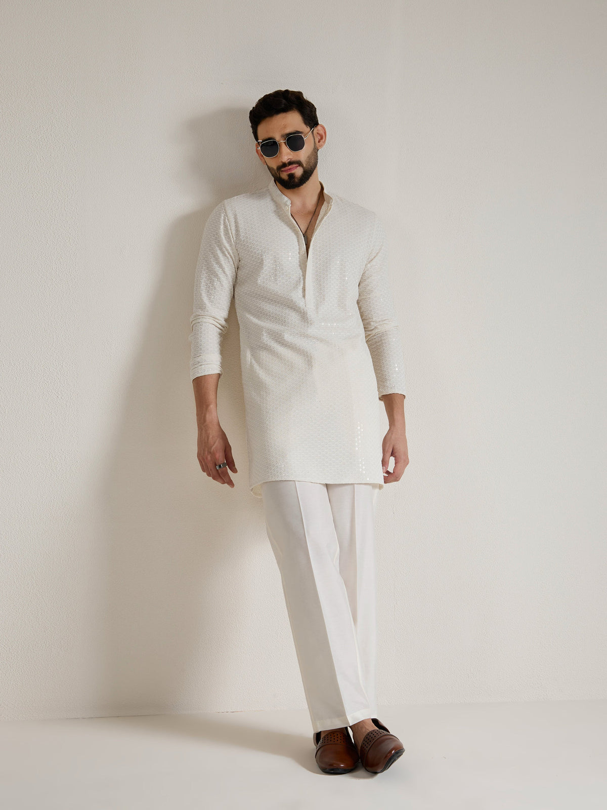 Mens White Blended Embroidery Kurta