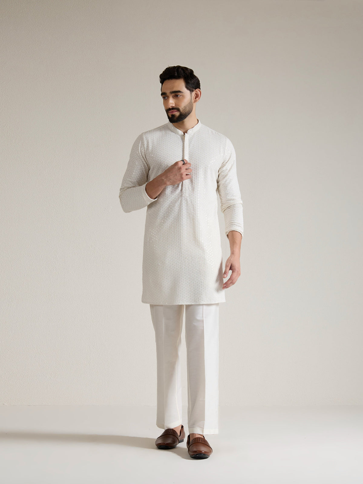 Mens White Blended Embroidery Kurta