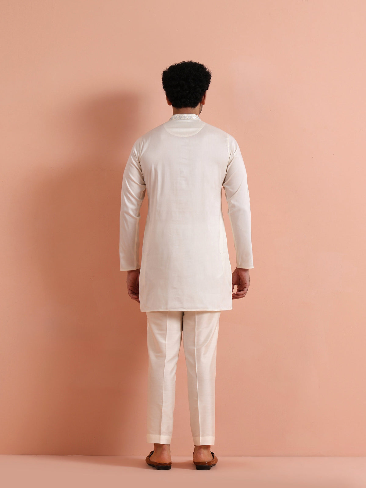 Cream Cotton Silk Embroidered Mid Kurta