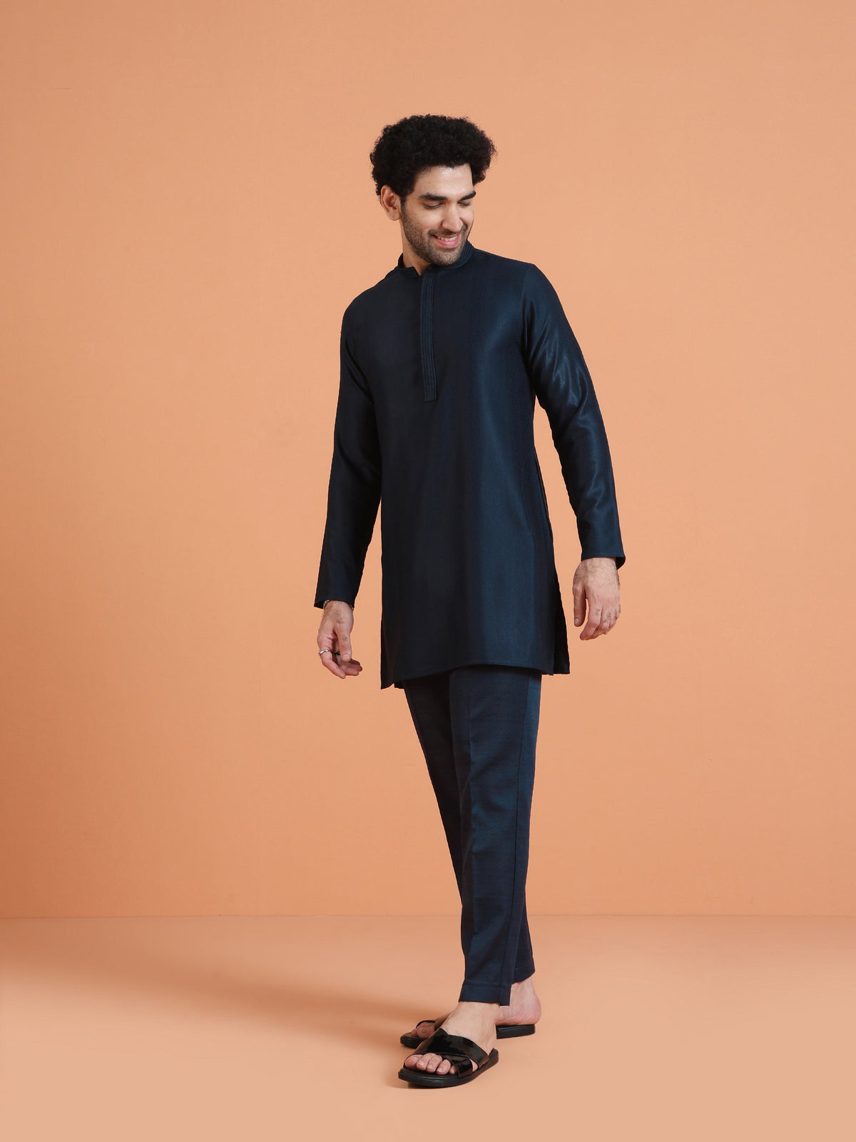 Navy Blue Silk Blend Solid Mid Kurta