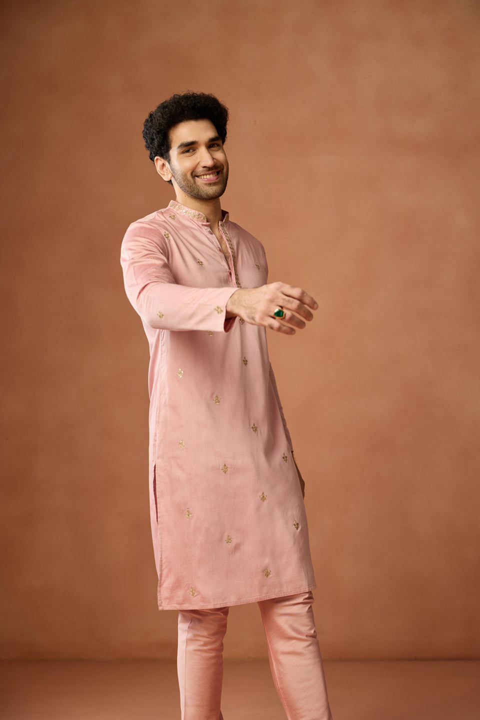 Pink Silk Blend Embroidered Kurta