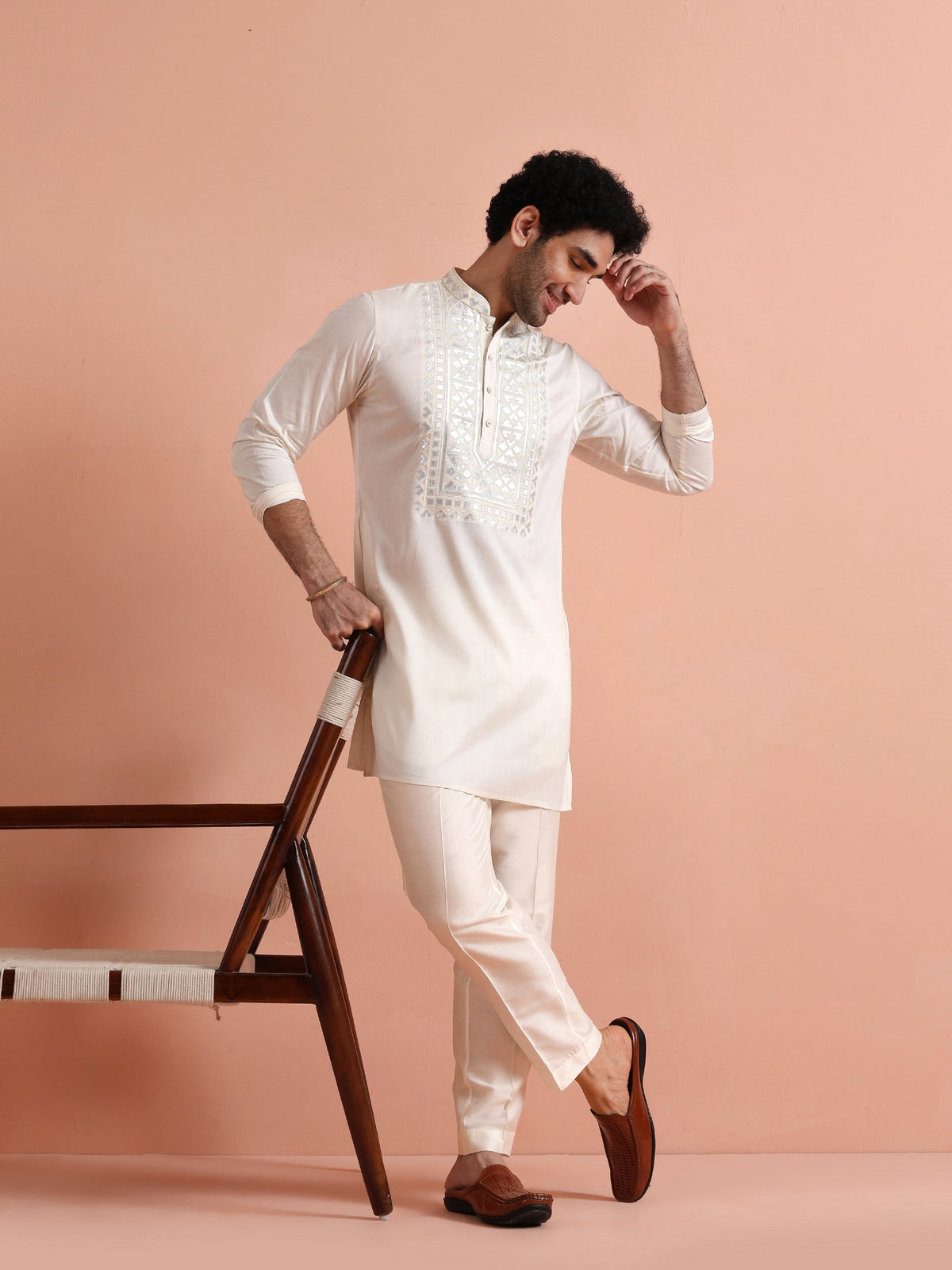 Cream Cotton Silk Embroidered Mid Kurta