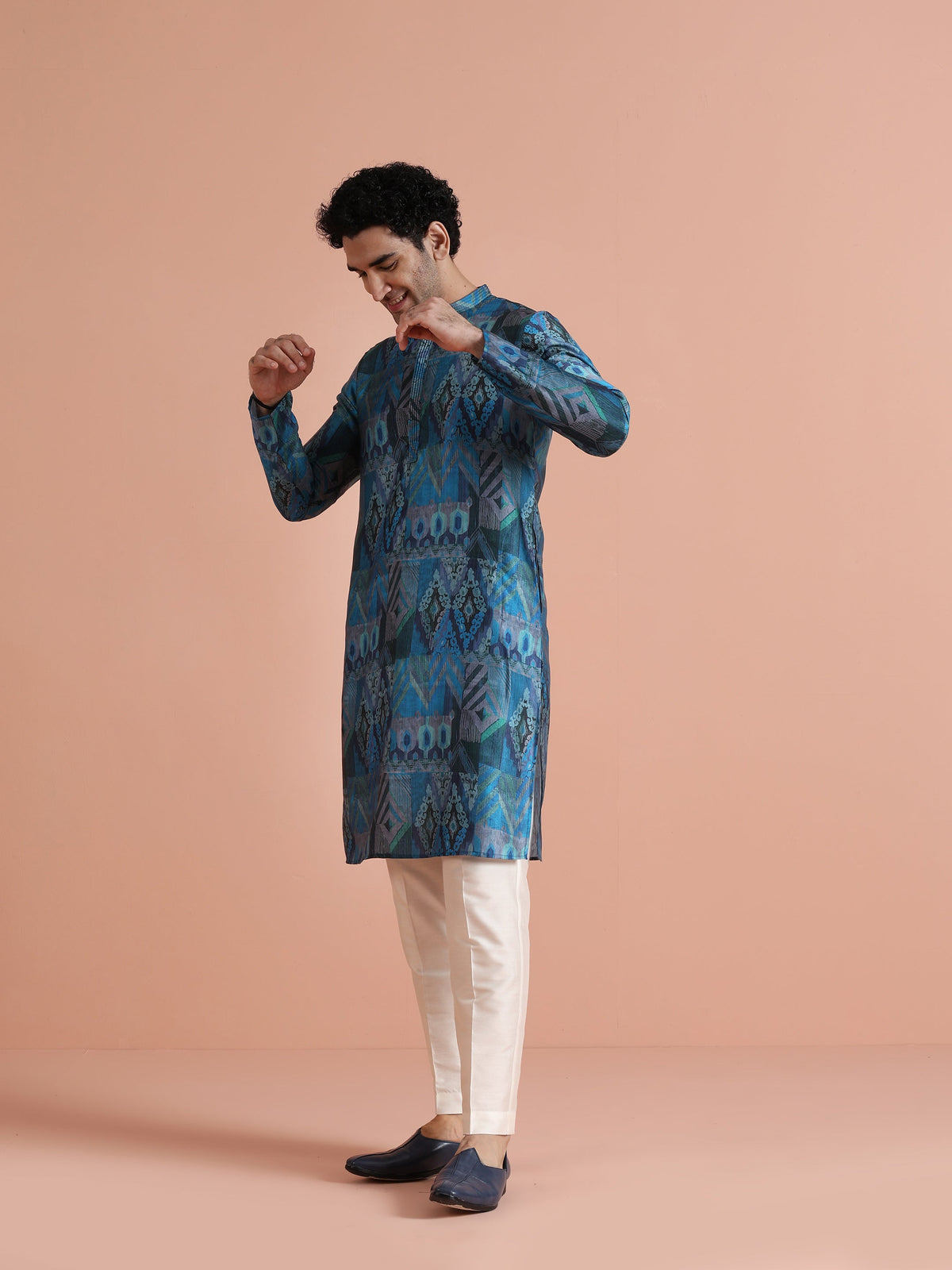 Blue Geometric Printed Kurta