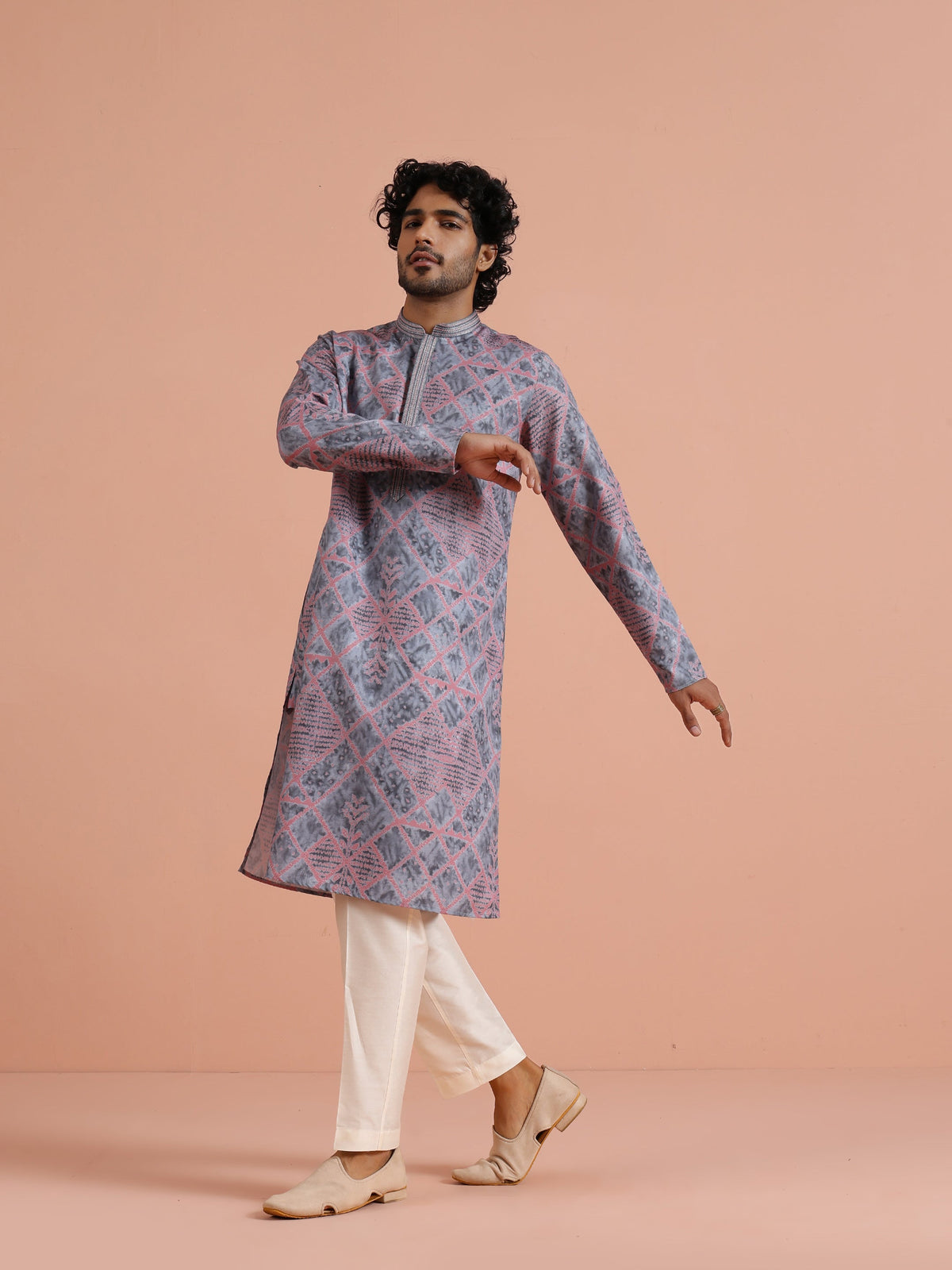 Grey & Pink Geometric Printed Kurta