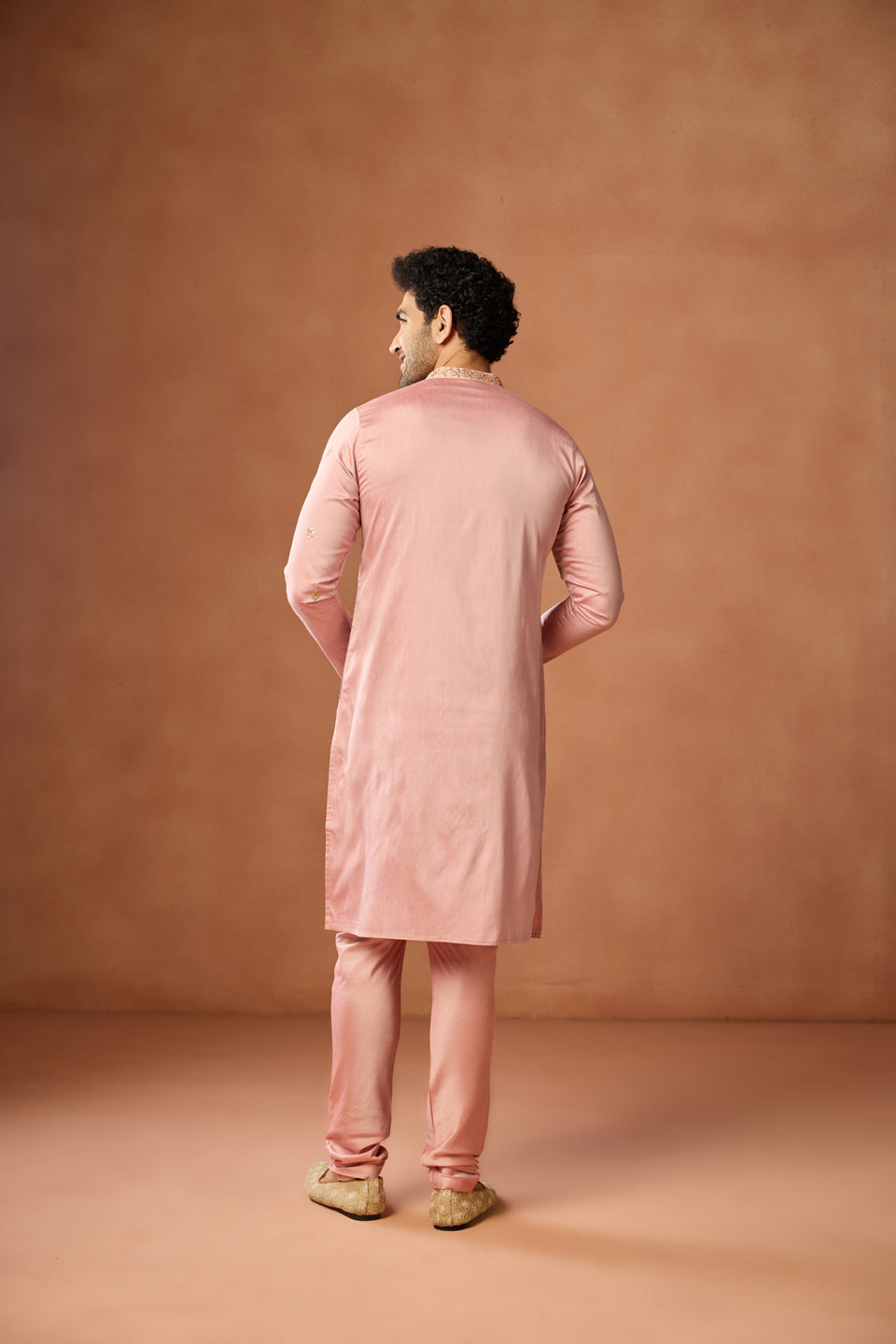 Pink Silk Blend Embroidered Kurta