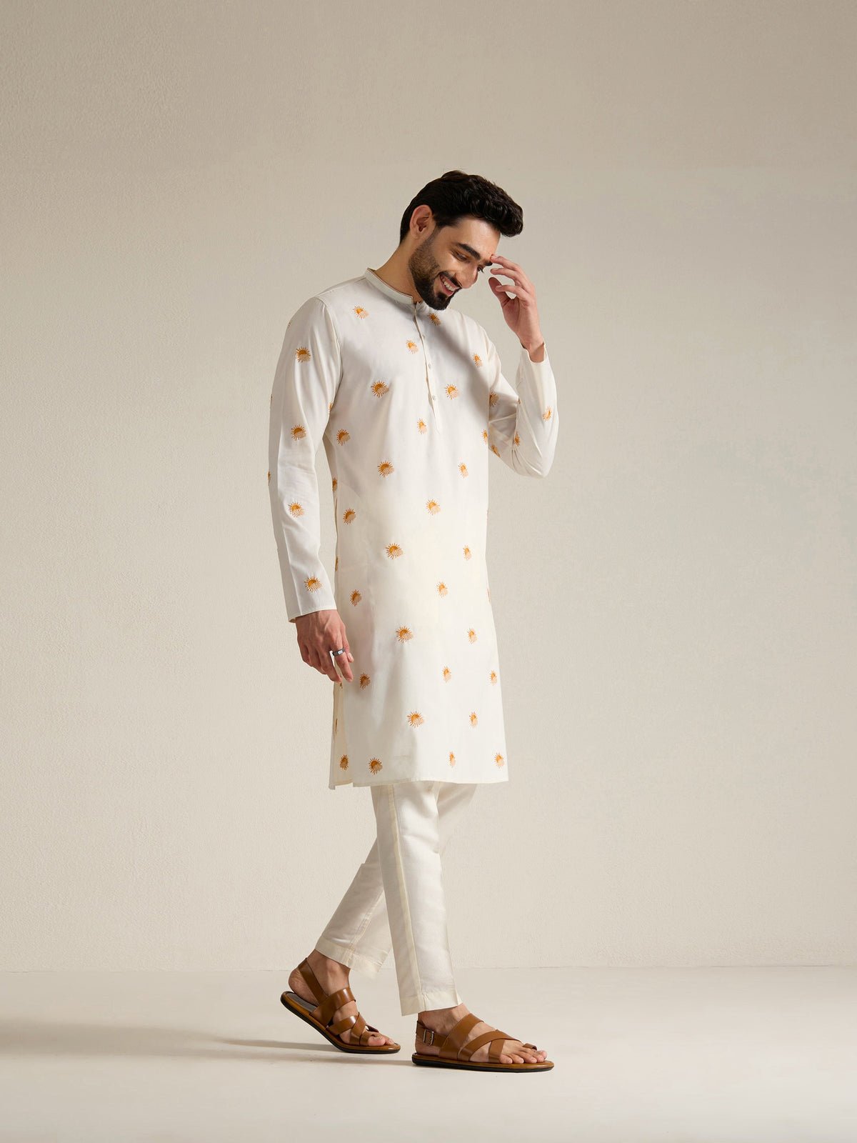 Mens Off-White Blended Light  Embroidery Kurta
