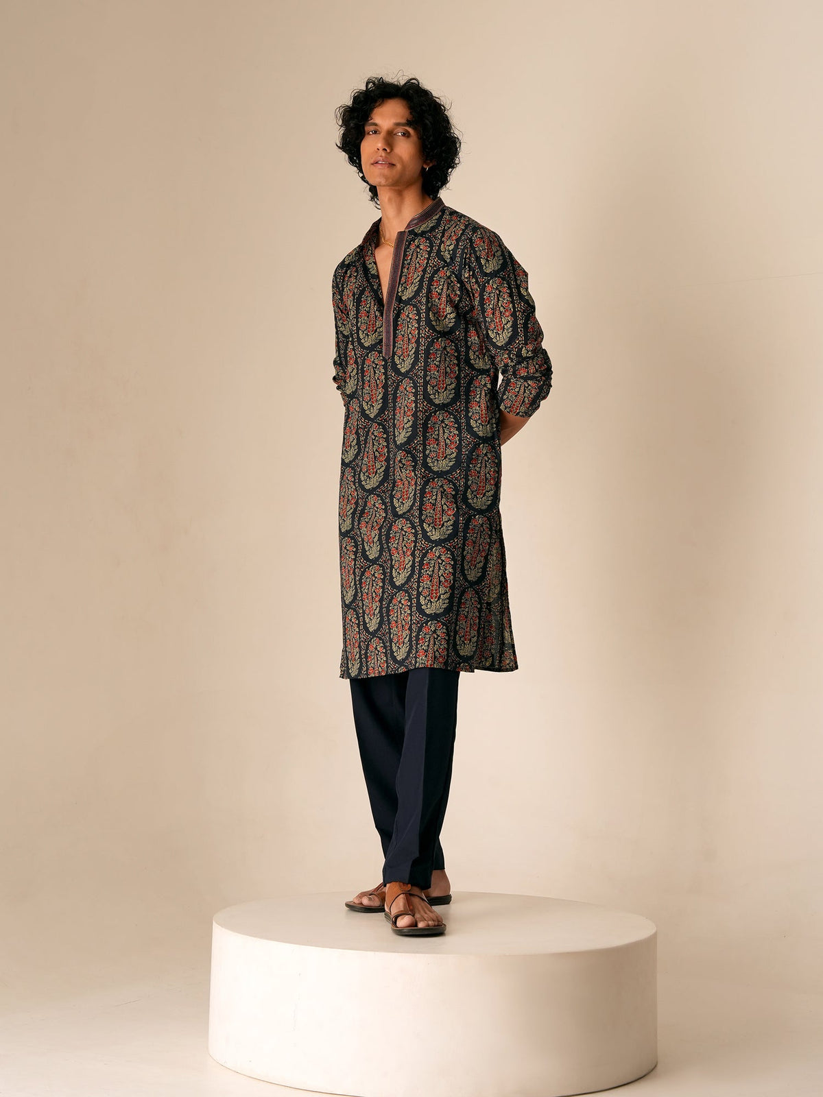 Men Navy Blue Cotton Print Kurta
