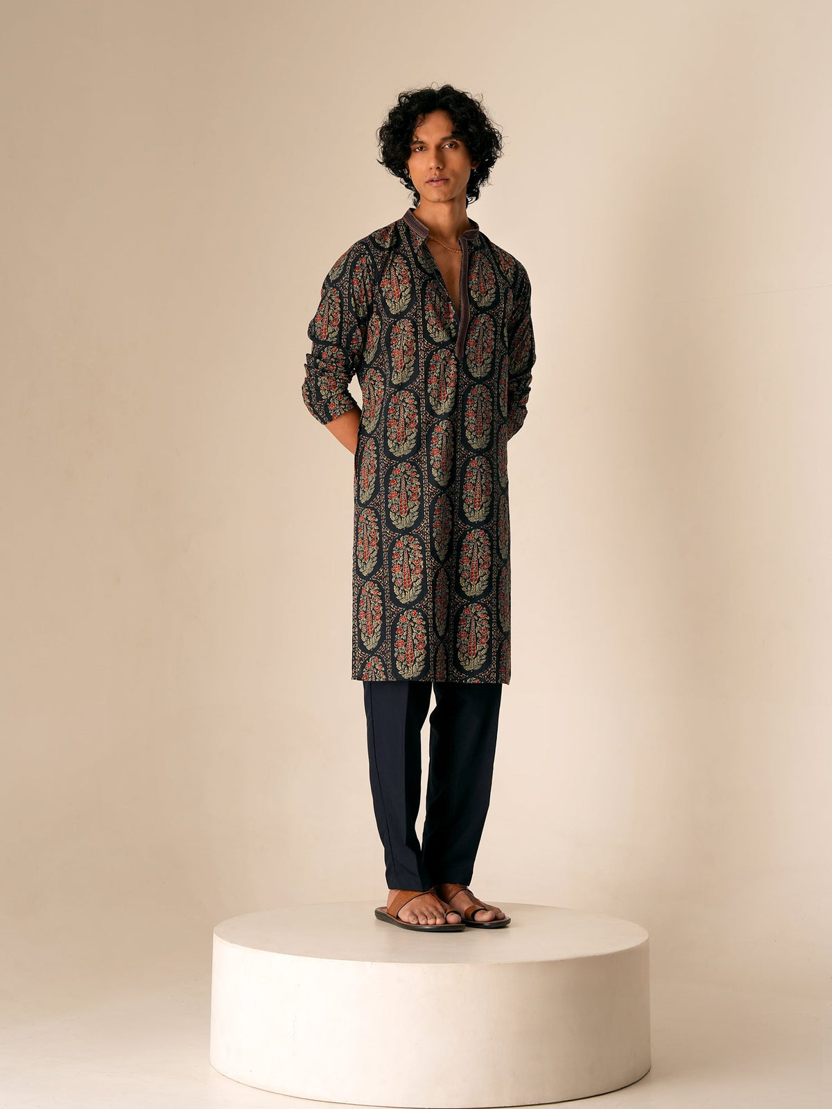 Men Navy Blue Cotton Print Kurta