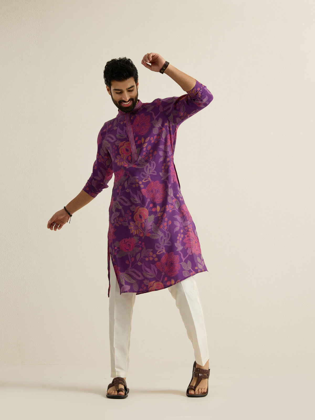 Mens Purple Blended Print Kurta with Buttoned Placket