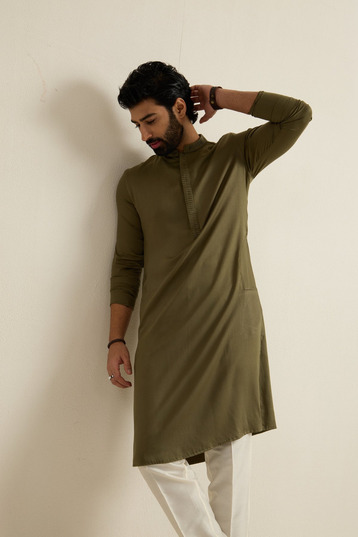 Mens Green Blended Plain Kurta with Buttoned Placket
