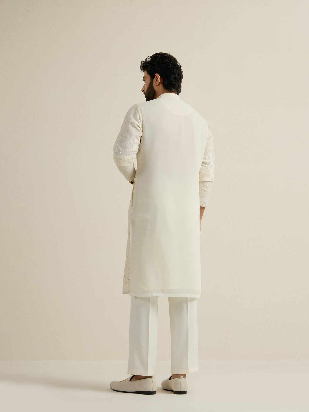 Mens Off-White Georgette Embroidery Kurta with Buttoned Placket