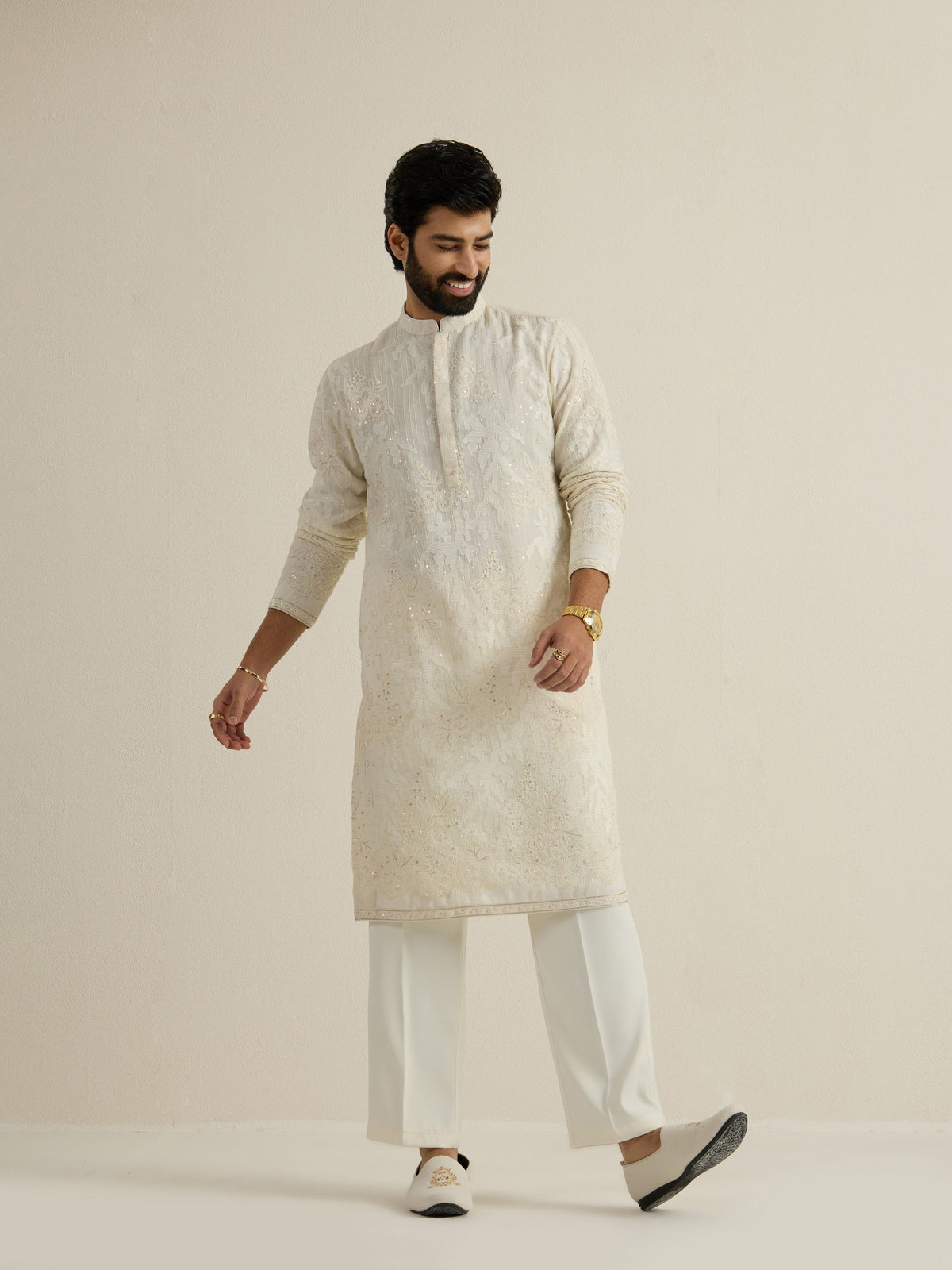 Mens Off-White Georgette Embroidery Kurta with Buttoned Placket